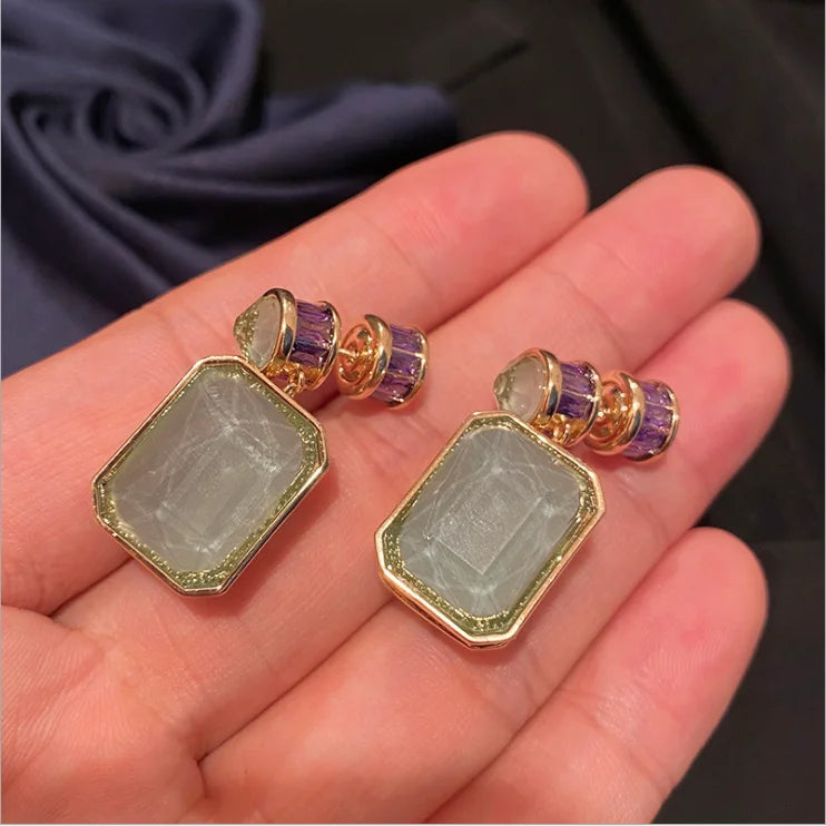 Boucles d’Oreilles Luxe Femme – Jade Péridot & Micro-incrustation CZ Violet