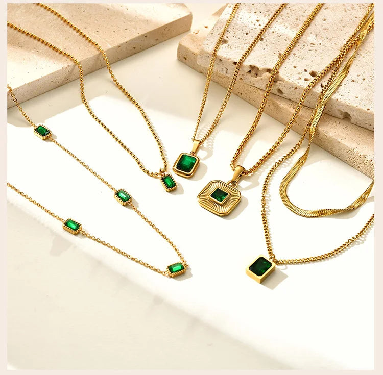 « Collier Zircon Vert »