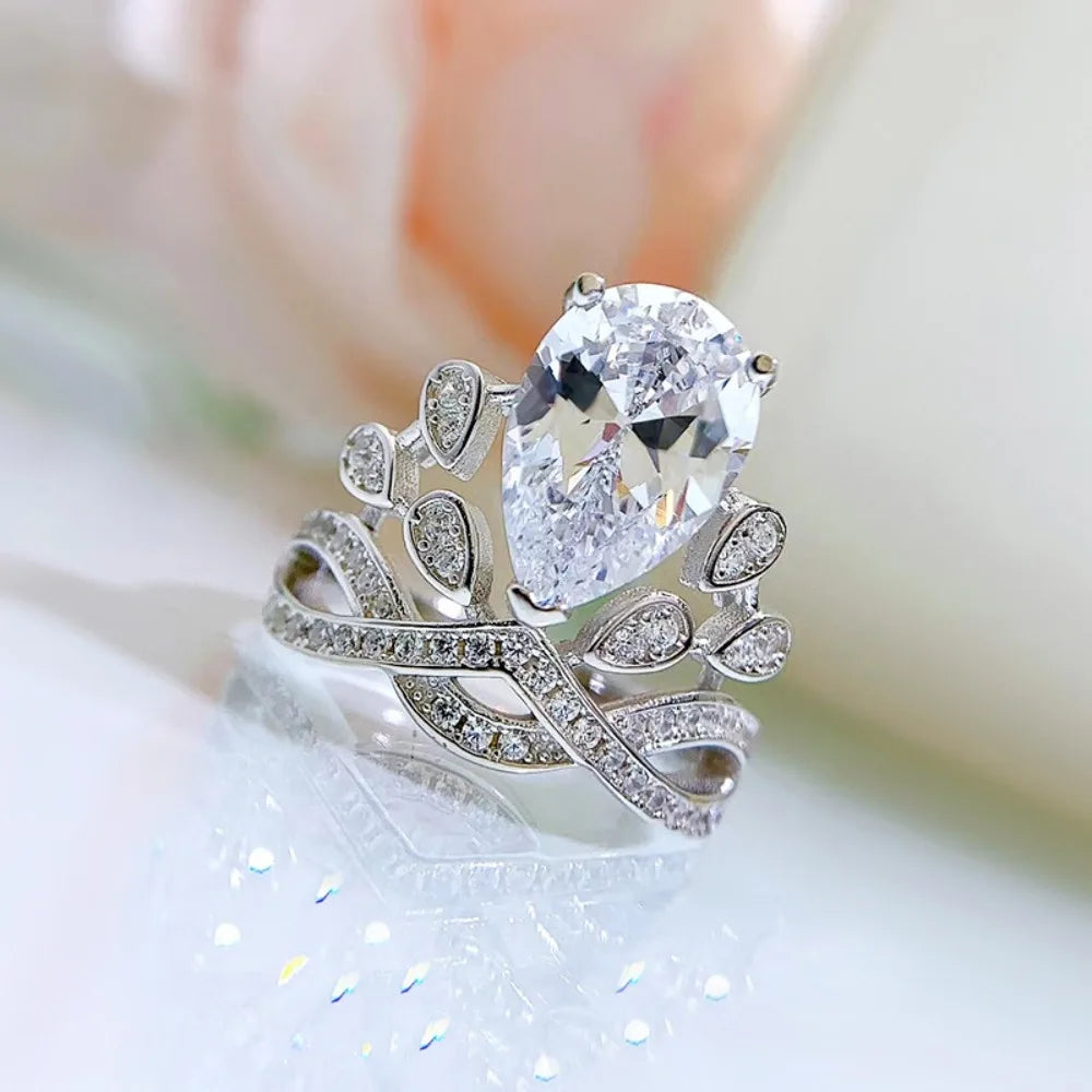 Bague Luxe Femme – Argent 925 & Moissanite Pear Cut 4–5CT Certifiée