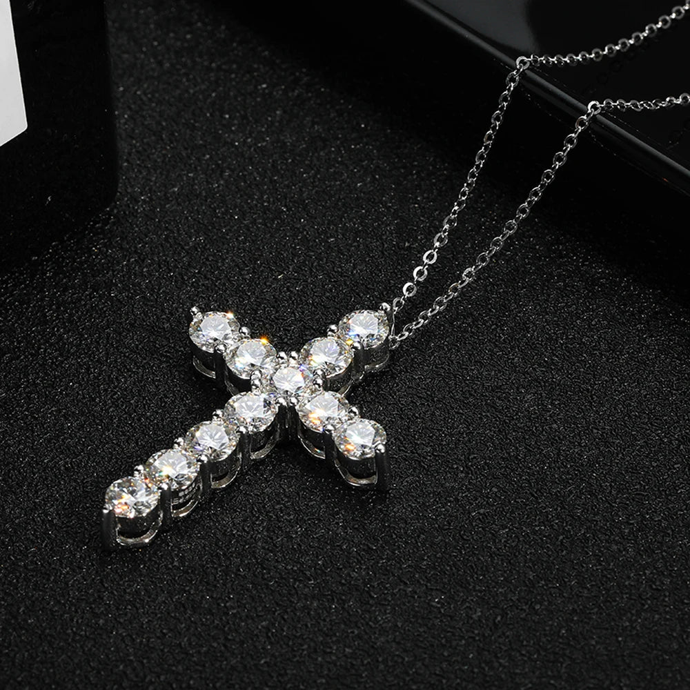 Collier Croix Éternelle – Moissanite & Argent 925