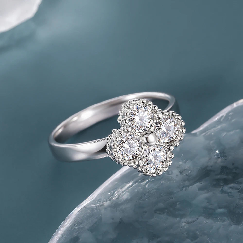 Bague Luxe Femme – Argent 925 & Moissanite 1.2CT Trèfle Porte-Bonheur